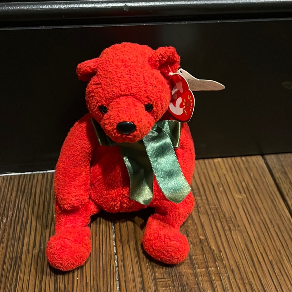 TY Beanie Baby Mistletoe December 18, 2000